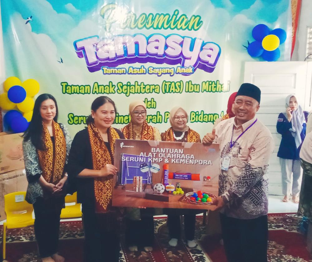 tamasya-tas-ibu-mithali-mengasuh-dengan-kasih-sayang-ajarkan-nilai-keagamaan
